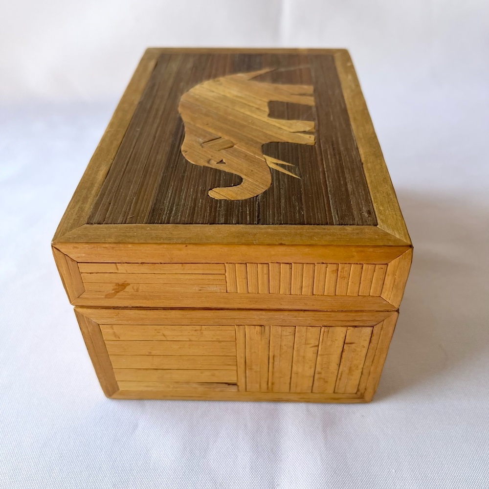 Vintage Elephant Wood Treasure Box - Picture 2 of 8